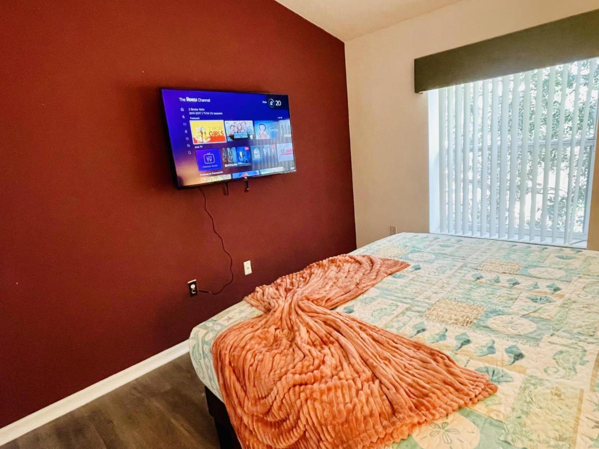 Apartment Sand Lake Condo *