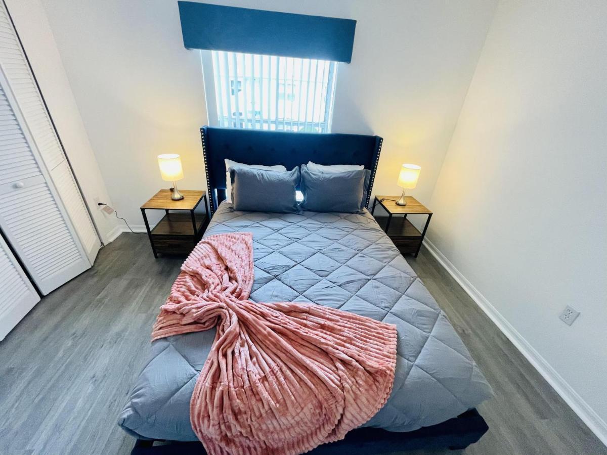 Sand Lake Condo Apartment