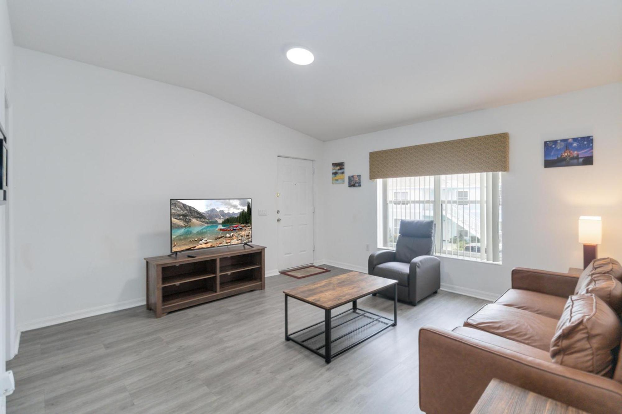 Apartment Sand Lake Condo *